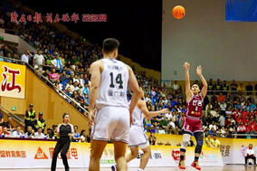 查洛巴梅里诺破门 十人切尔西1-1阿森纳
